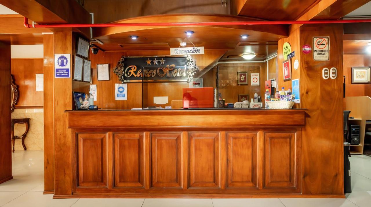 Recreo Hotel Trujillo Exteriör bild