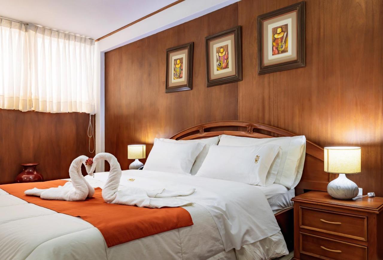 Recreo Hotel Trujillo Exteriör bild