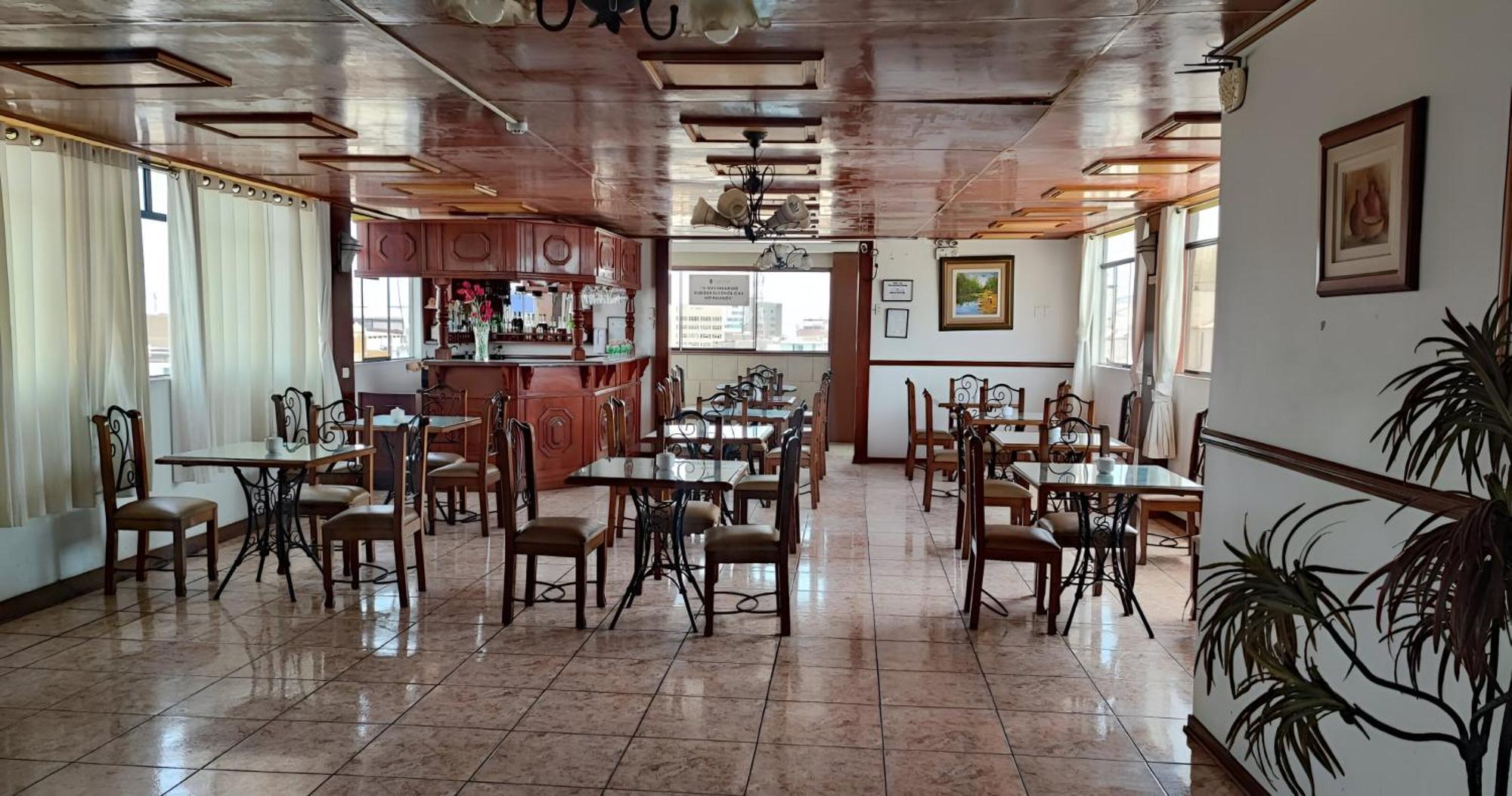 Recreo Hotel Trujillo Exteriör bild